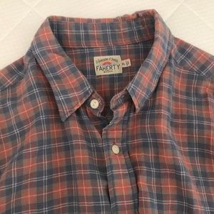 XL Faherty brand casual long sleeve shirt.